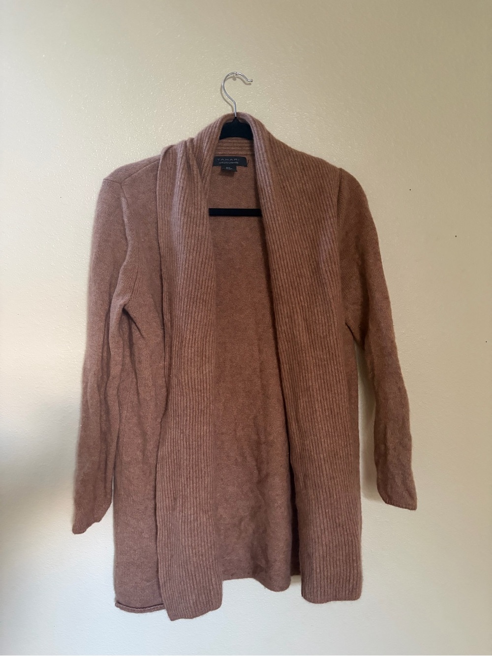 Tahari 2 ply cashmere Cardigan Size medium Tan Color Fall Layering